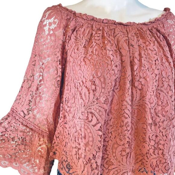 Hint of Mint Lace 3/4 Sleeve Blouse - Picture 3 of 10